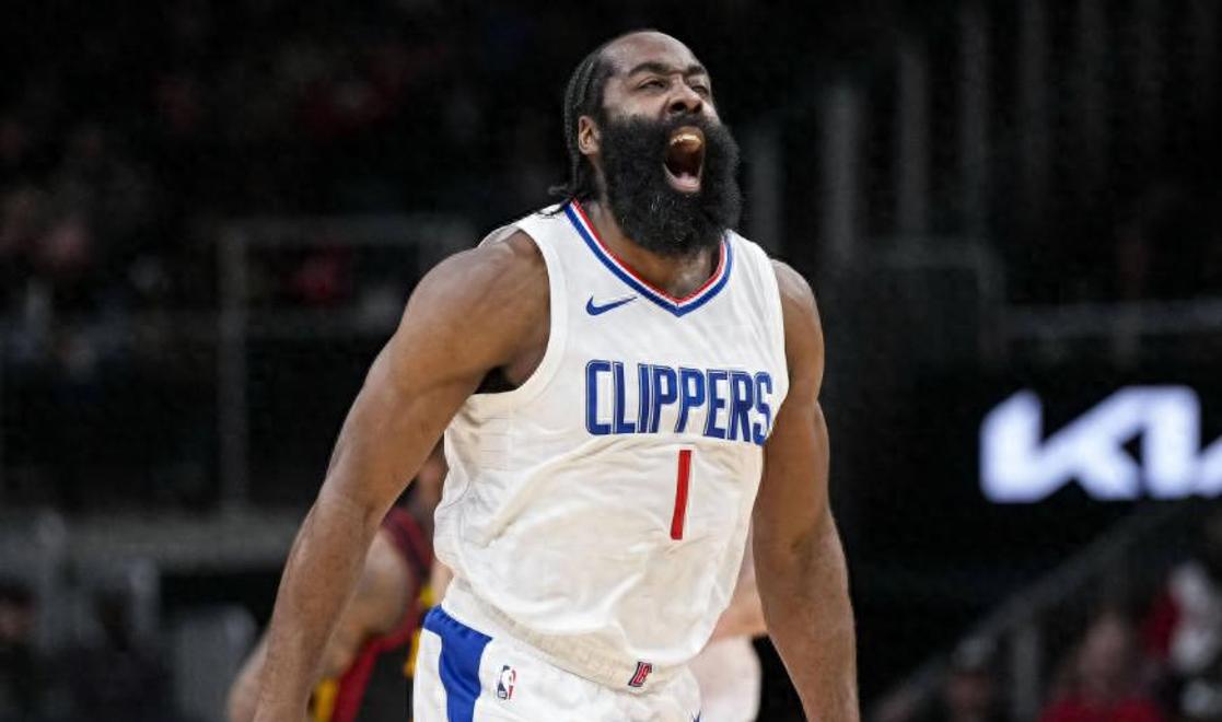 开云体育-哈登连续十二场比赛得分超过大比分获胜，TL不断突破！